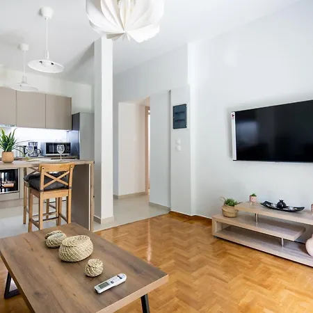 Astrea 1- Bedroom In Apartment *
